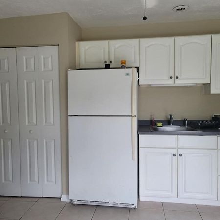 Entire Guesthouse 5 Mins To Siesta Key & Downtown Sarasota Eksteriør billede