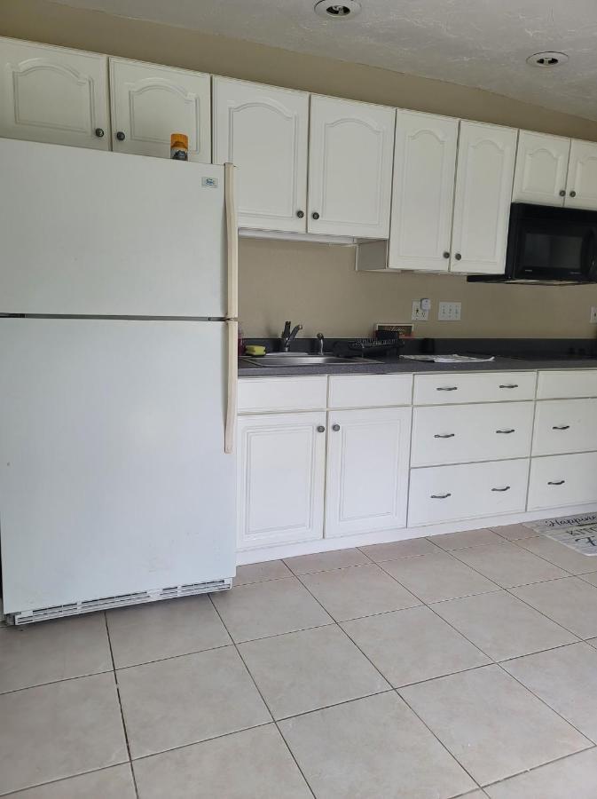 Entire Guesthouse 5 Mins To Siesta Key & Downtown Sarasota Eksteriør billede